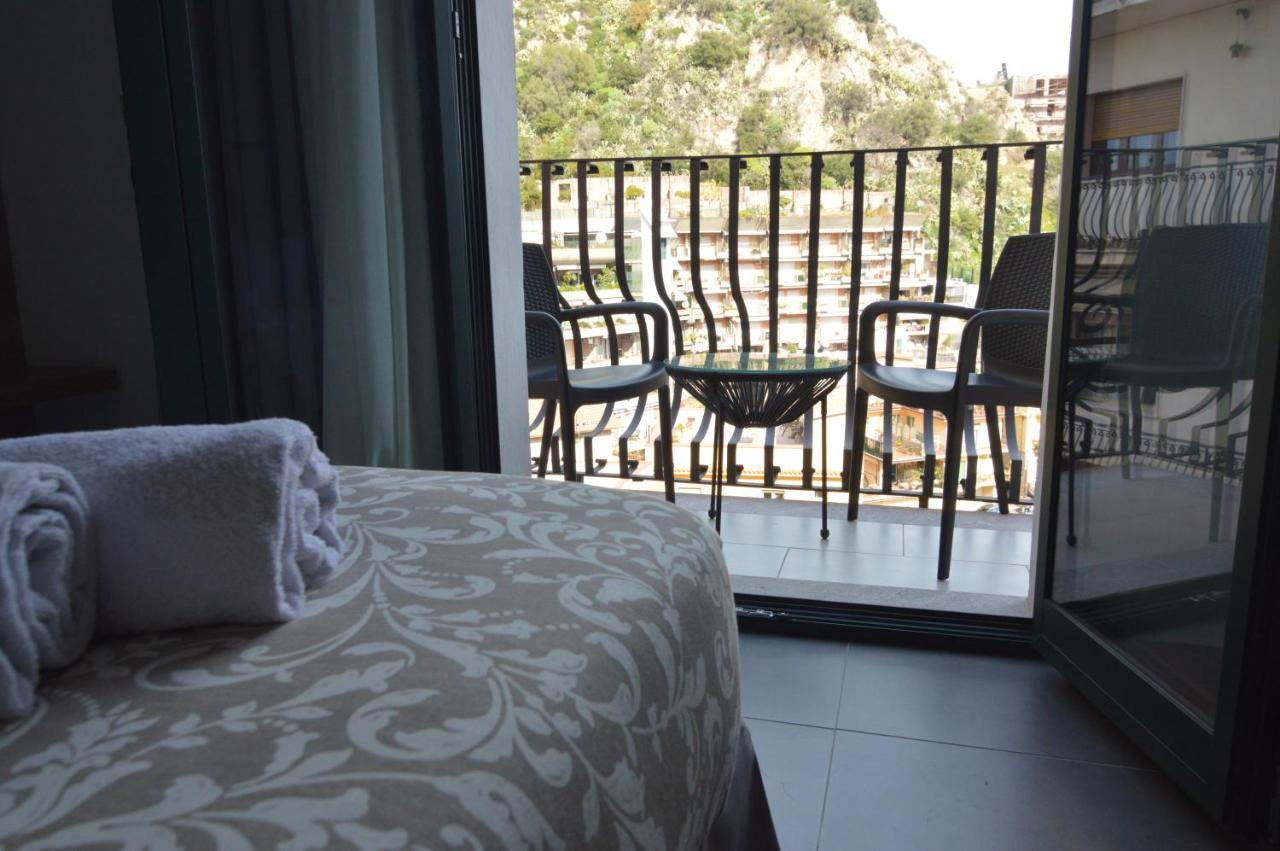 New Casa Corvaja Hotel ตาออร์มินา ภายนอก รูปภาพ